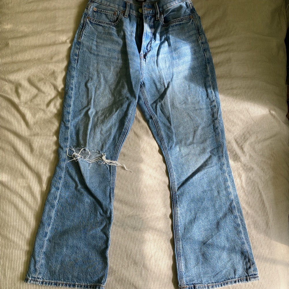American Eagle highest rise 90s flare denim distressed Jeans in short